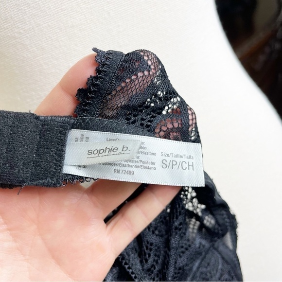 Sophie B. Lace Black Bra / Bralette Size Small Keyhole Back Wireless Size S - Picture 5 of 5